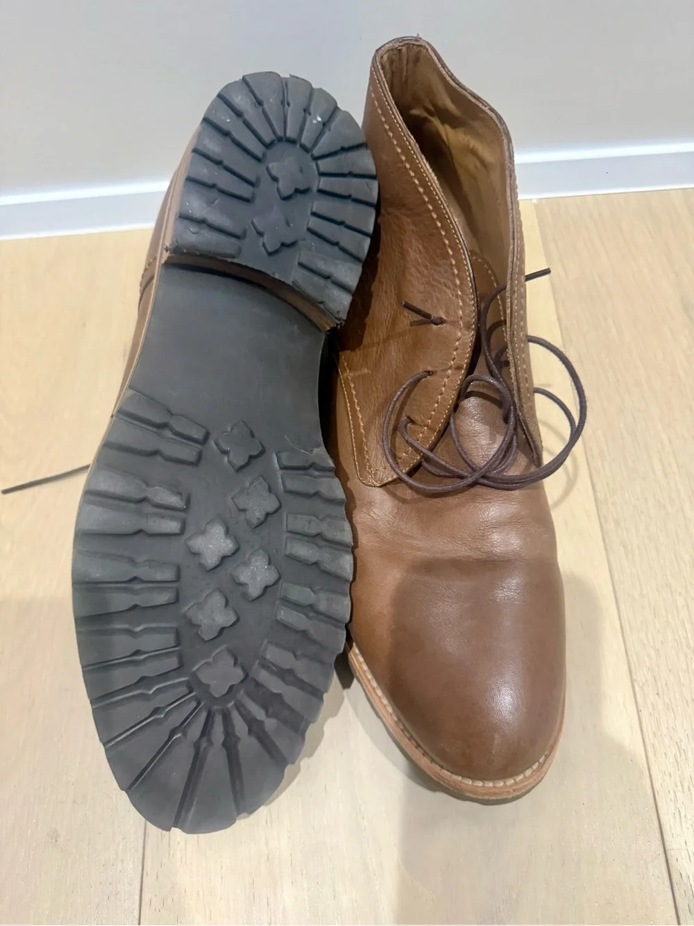 Gordon Rush Men’s Chestnut Brown Leather Chukka Boots